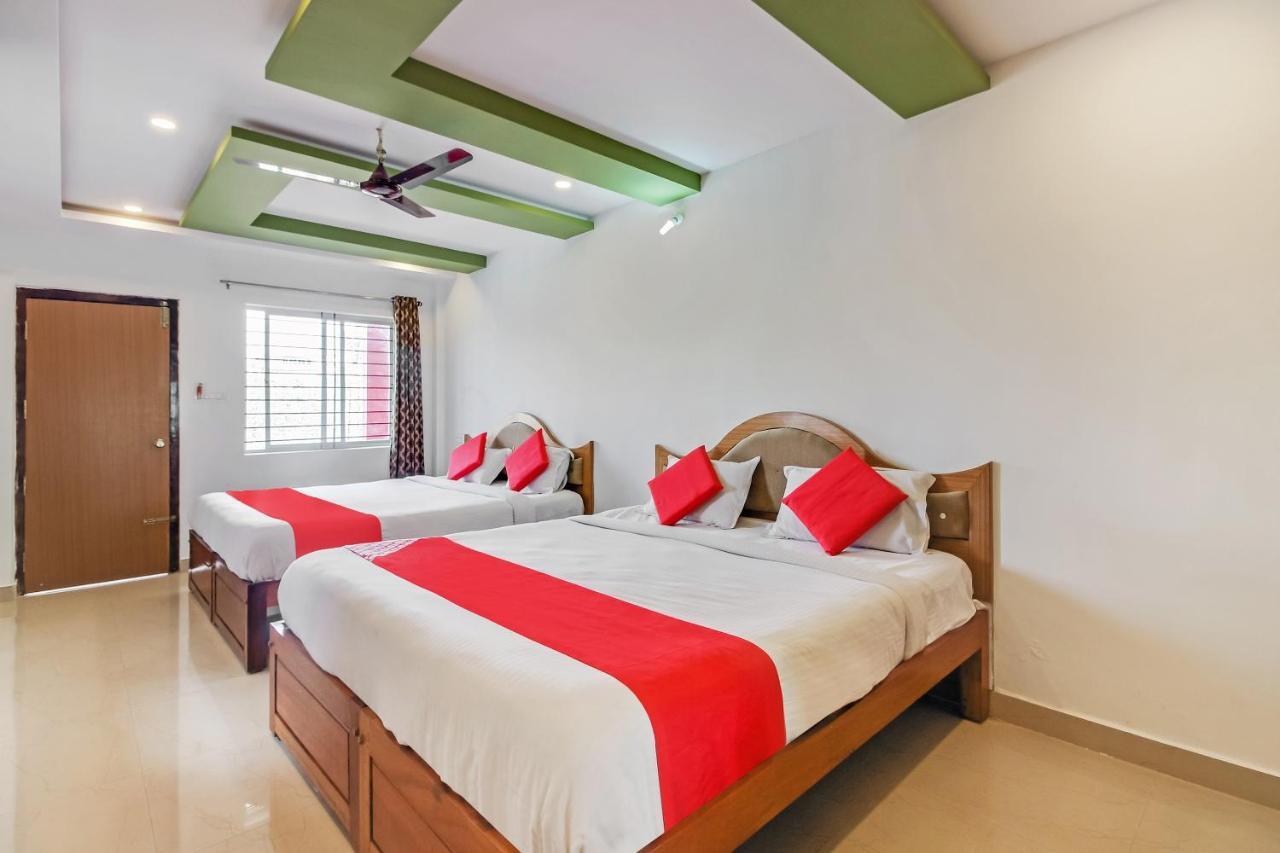 Oyo 28303 Yesh Comforts Otel Madikeri Dış mekan fotoğraf